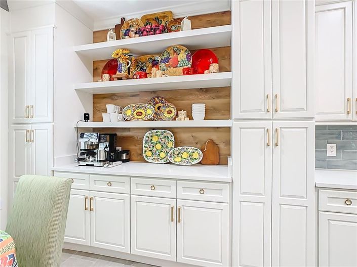 Image No.19-3 Bed House for sale