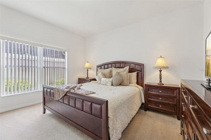 Image No.15-3 Bed House for sale