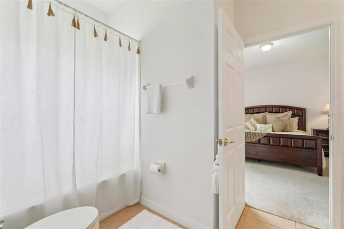 Image No.18-3 Bed House for sale