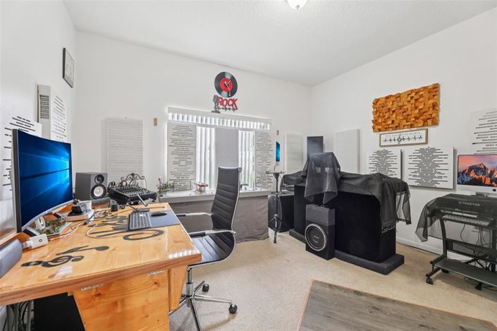 Image No.19-3 Bed House for sale