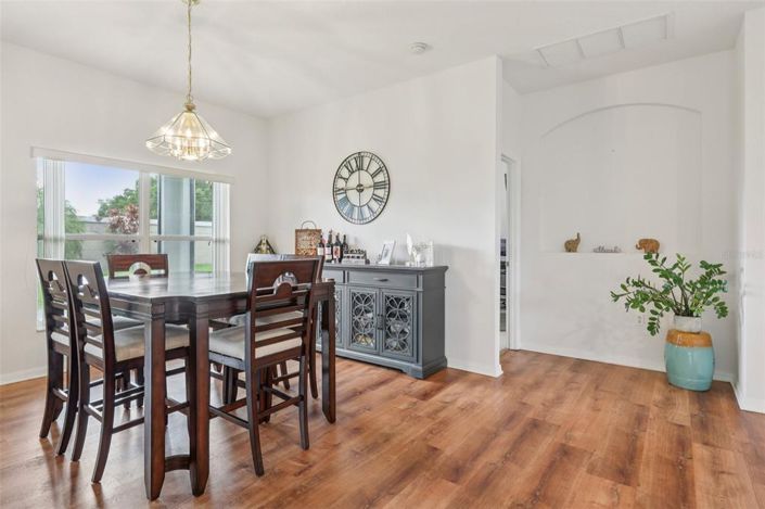 Image No.6-3 Bed House for sale