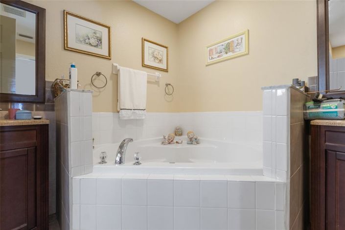 Image No.20-3 Bed House for sale