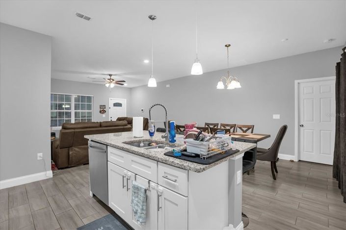 Image No.8-Maison de 4 chambres à vendre à Saint John