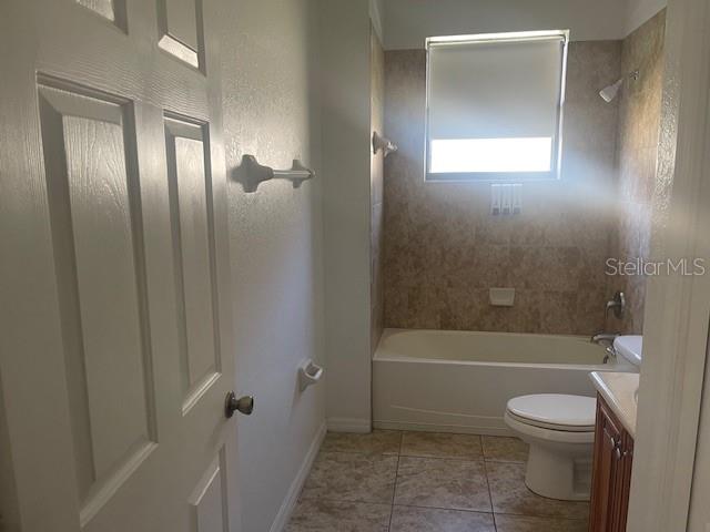 Image No.11-3 Bed House for sale