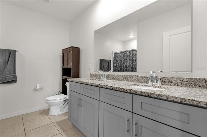 Image No.14-4 Bed House for sale