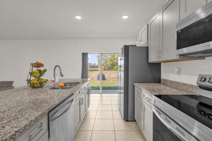 Image No.8-4 Bed House for sale