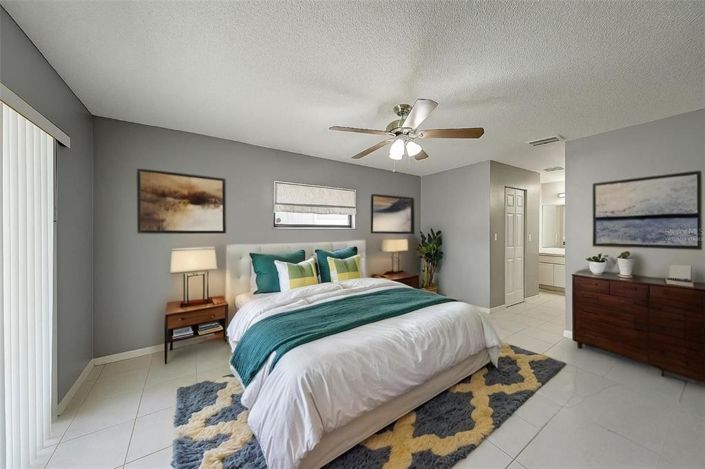 Image No.15-3 Bed House for sale