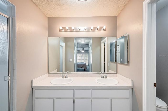 Image No.23-3 Bed House for sale