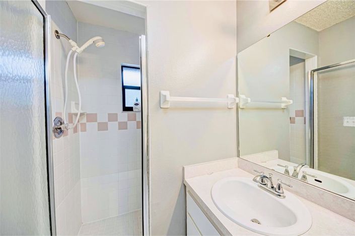 Image No.24-3 Bed House for sale