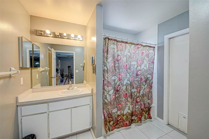 Image No.25-3 Bed House for sale