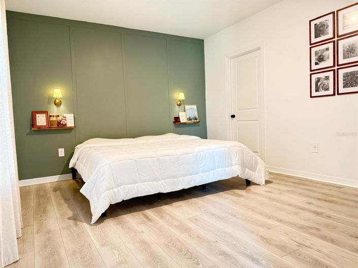 Image No.18-3 Bed House for sale