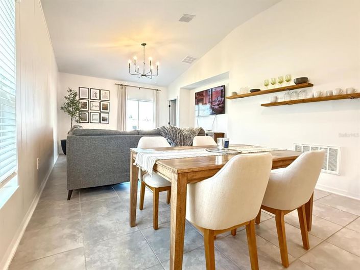 Image No.8-3 Bed House for sale