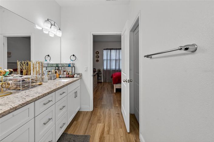 Image No.19-4 Bed House for sale