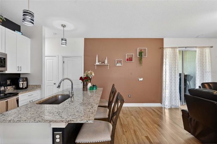 Image No.22-4 Bed House for sale