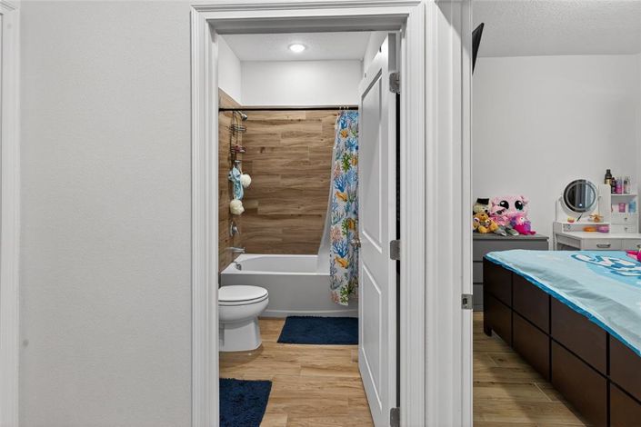 Image No.33-4 Bed House for sale