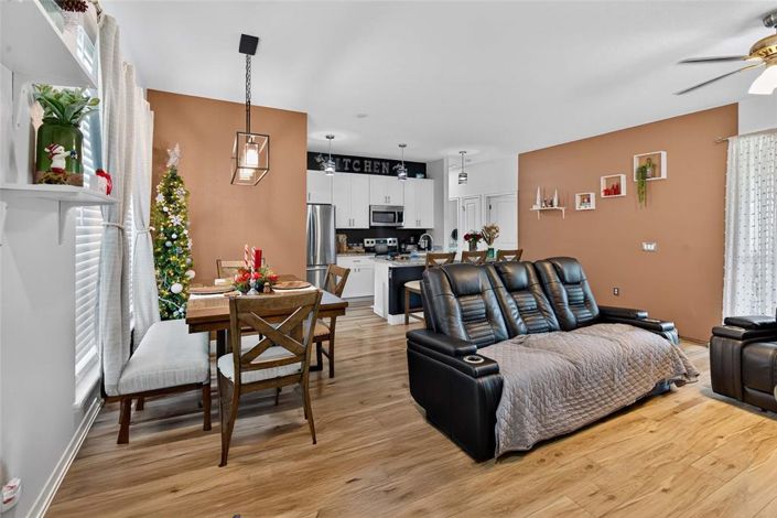 Image No.4-4 Bed House for sale