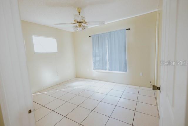 Image No.24-4 Bed House for sale