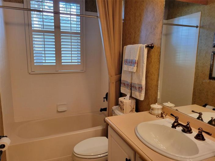 Image No.21-3 Bed House for sale