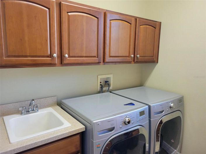 Image No.23-3 Bed House for sale