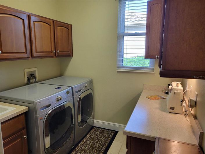 Image No.24-3 Bed House for sale