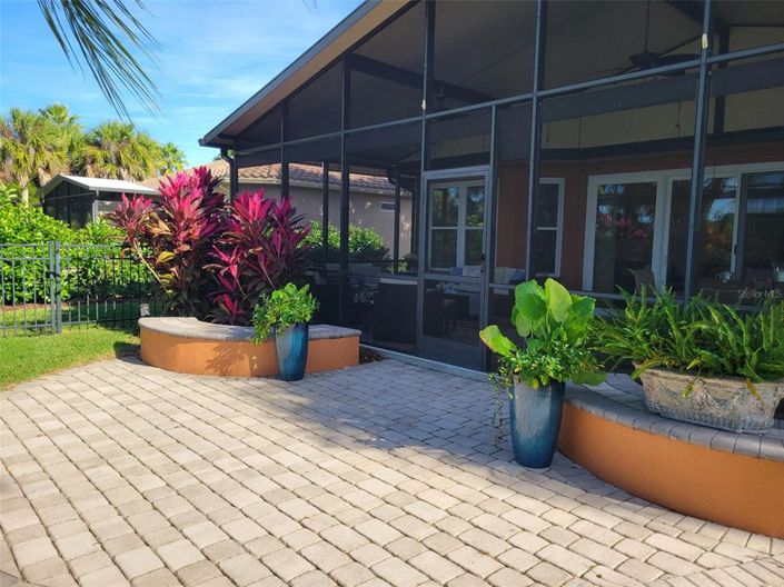 Image No.26-3 Bed House for sale