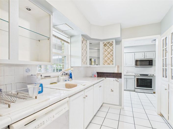 Image No.5-3 Bed House for sale