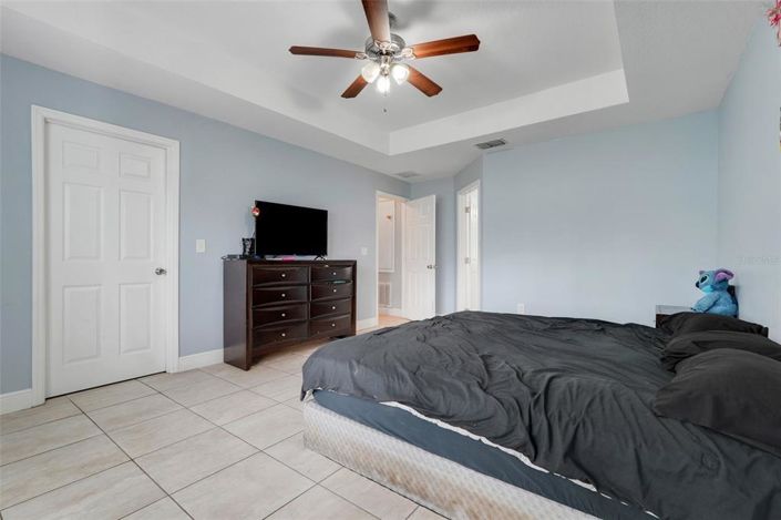 Image No.17-4 Bed House for sale