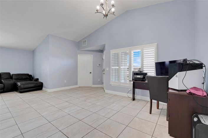 Image No.7-4 Bed House for sale