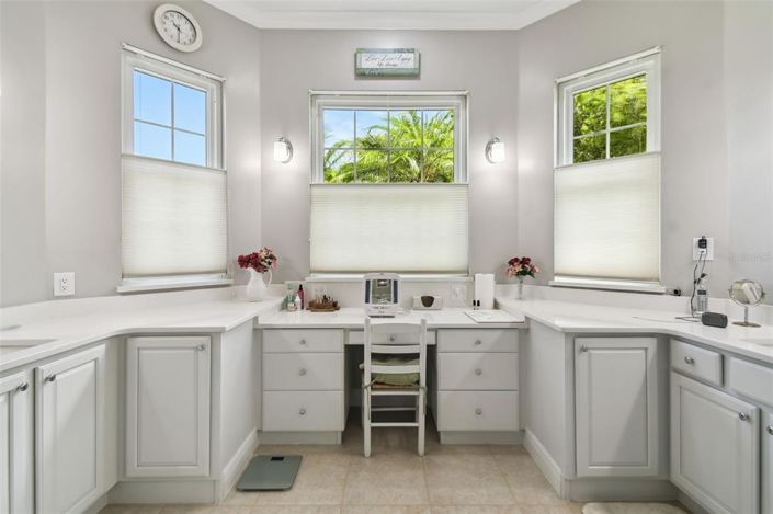 Image No.21-2 Bed House for sale