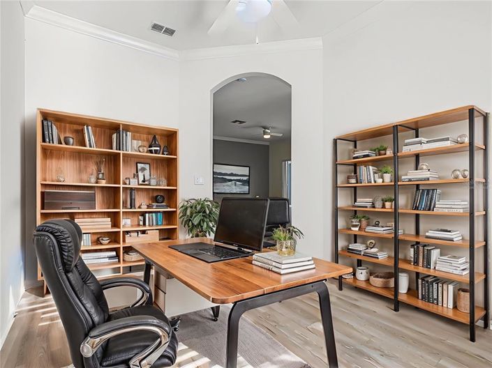 Image No.42-2 Bed House for sale