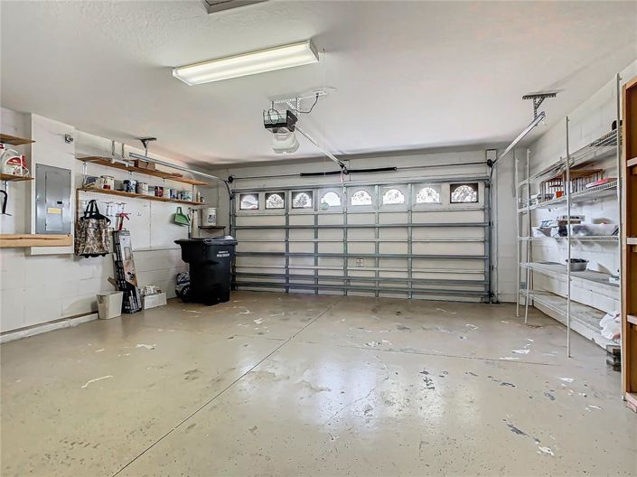 Image No.50-2 Bed House for sale