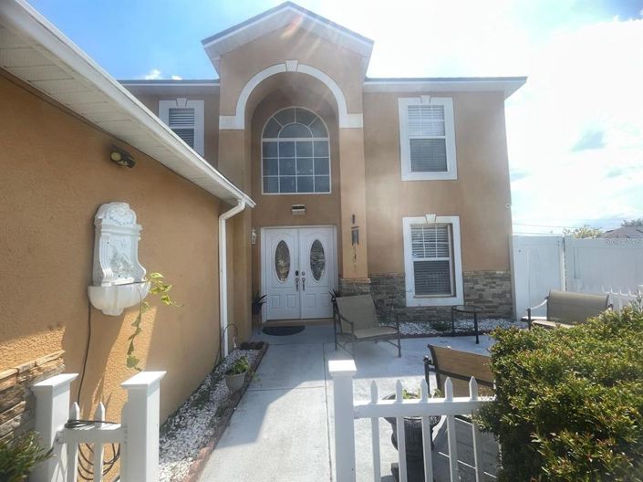 Image No.35-4 Bed House for sale