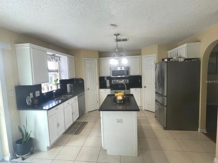 Image No.4-4 Bed House for sale