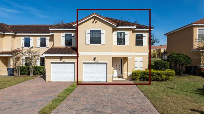 Image No.2-Maison de ville de 4 chambres à vendre à Saint John