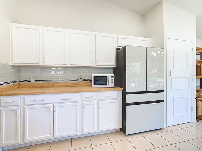 Image No.11-2 Bed House for sale