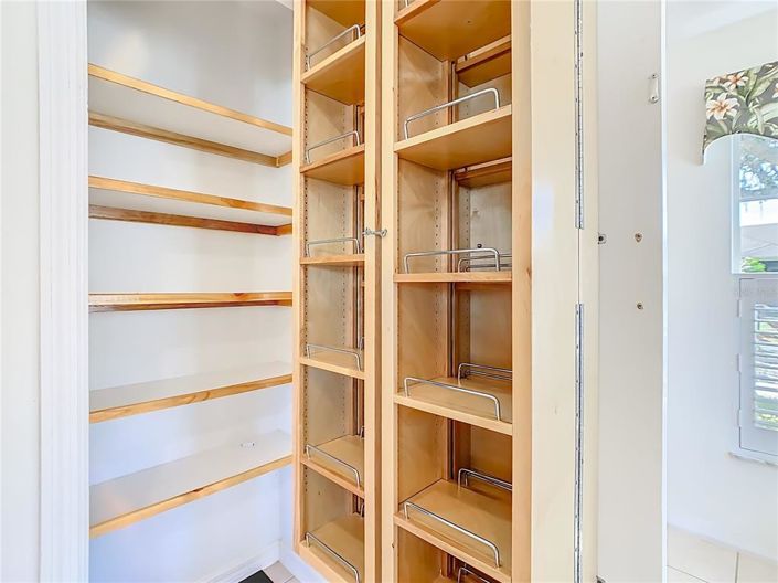 Image No.14-2 Bed House for sale