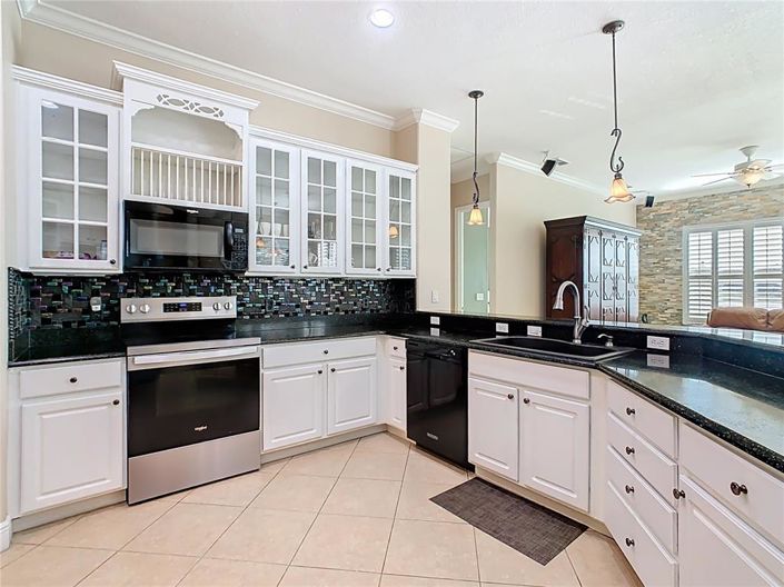 Image No.17-3 Bed House for sale