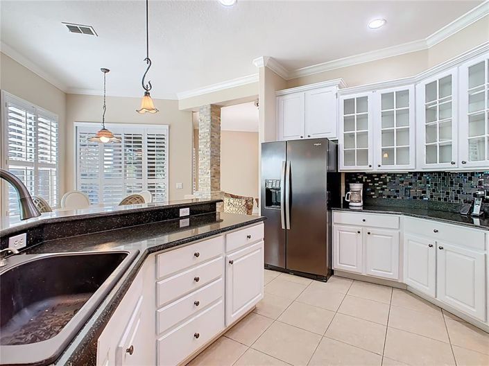 Image No.21-3 Bed House for sale