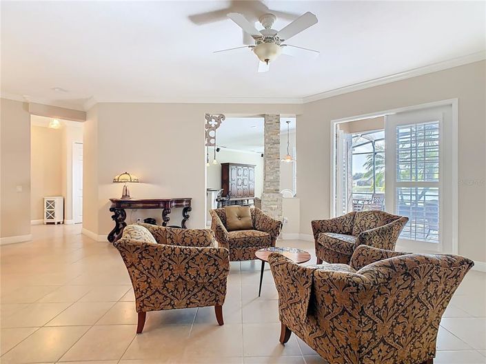 Image No.7-3 Bed House for sale