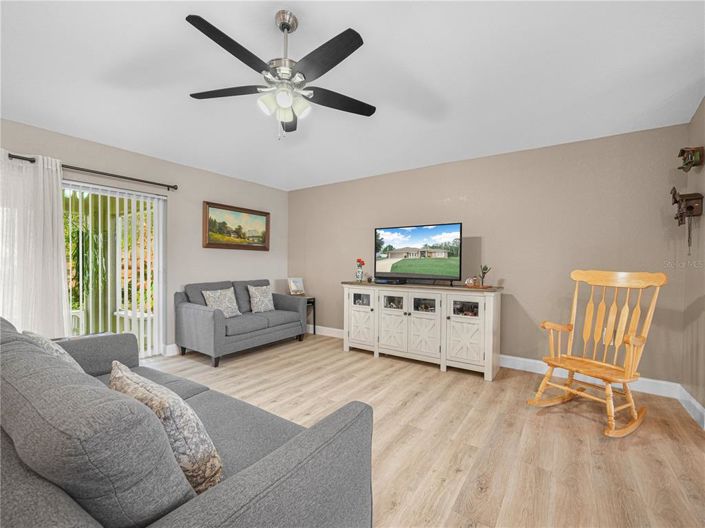 Image No.30-3 Bed House for sale