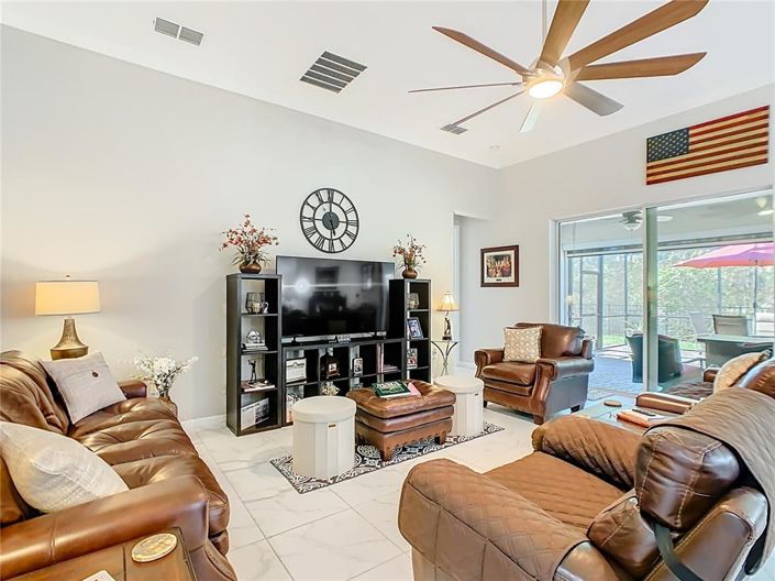 Image No.6-Maison de 4 chambres à vendre à Saint John