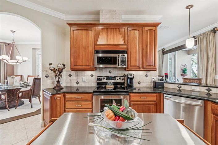 Image No.14-2 Bed House for sale