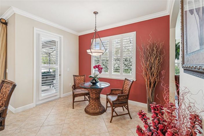 Image No.19-2 Bed House for sale