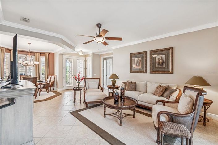 Image No.5-2 Bed House for sale