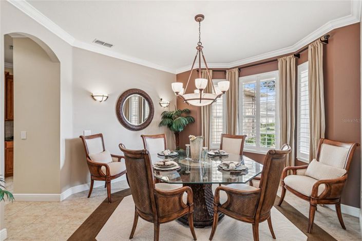 Image No.9-2 Bed House for sale