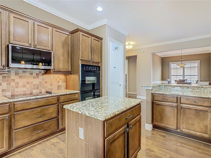 Image No.14-3 Bed House for sale