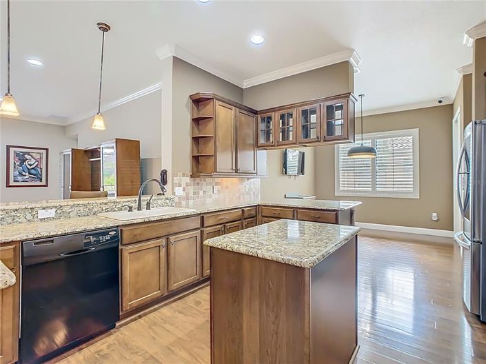 Image No.21-3 Bed House for sale