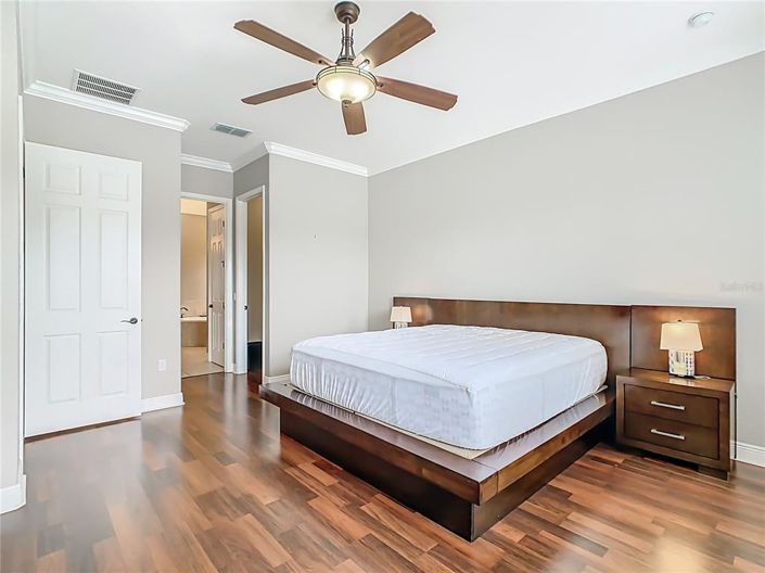 Image No.33-3 Bed House for sale