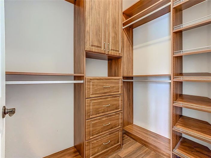 Image No.35-3 Bed House for sale