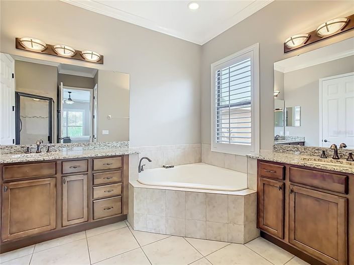 Image No.37-3 Bed House for sale